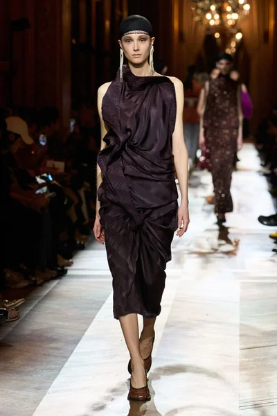 Look 26